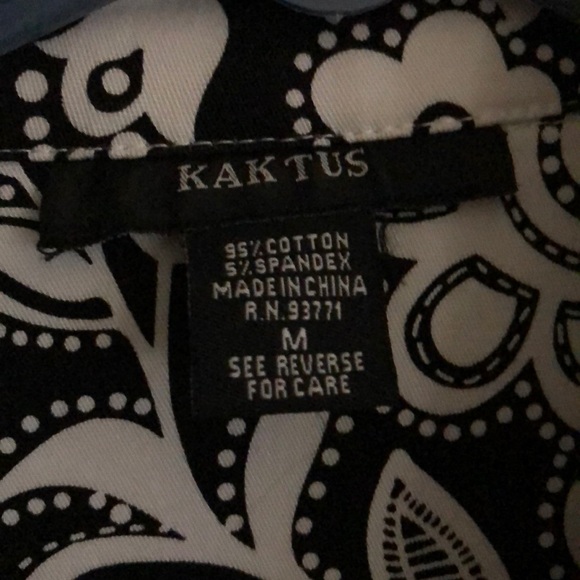 Cute black and white jacket - Picture 2 of 3